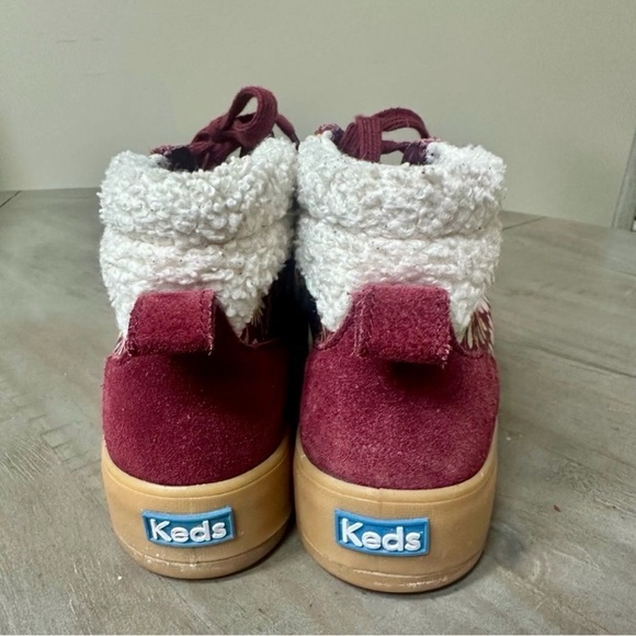 Keds Burgundy Floral High-Top Sneakers. - Picture 8 of 9